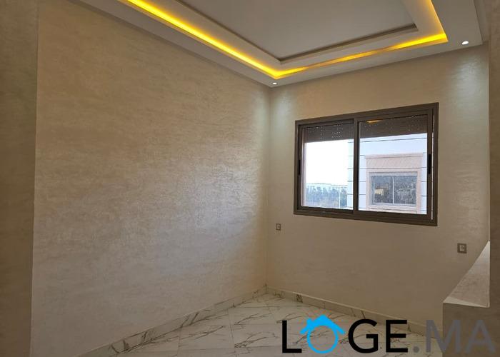 Appartement a vendre dans R +2 escalier privatif,étage courant a el jadida.