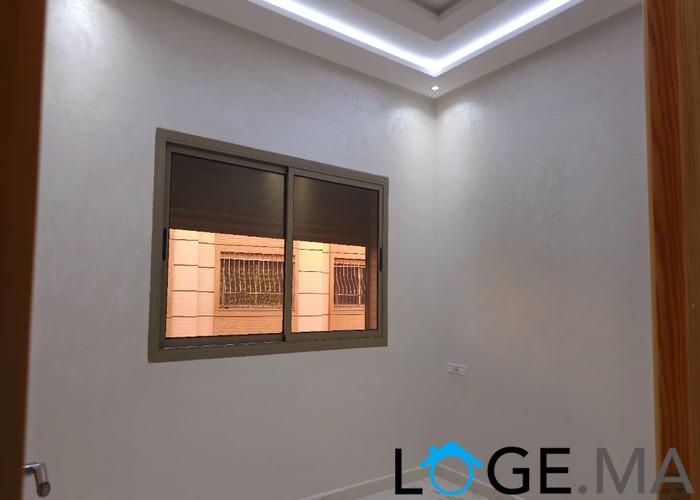 Appartement a vendre dans R +2 escalier privatif,a el jadida.