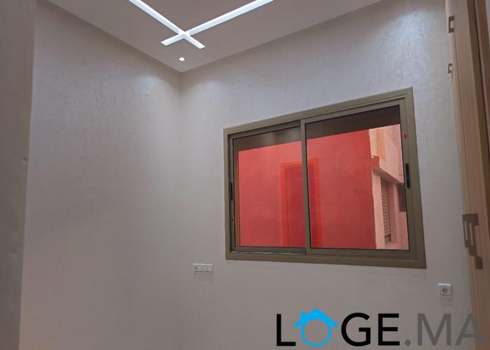 Appartement a vendre dans R +2 escalier privatif,a el jadida.