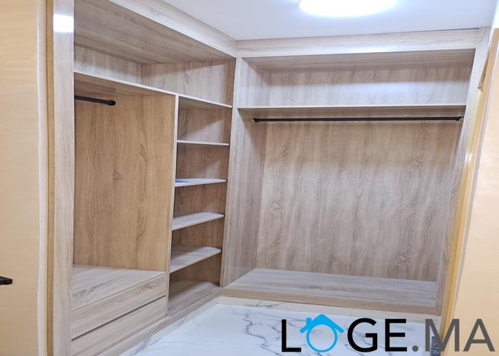 Appartement a vendre dans R+3 ,de 110 m2 avec ascenseur, a el jadida. 