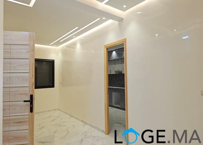 Appartement a vendre dans R+3 ,de 110 m2 avec ascenseur, a el jadida. 