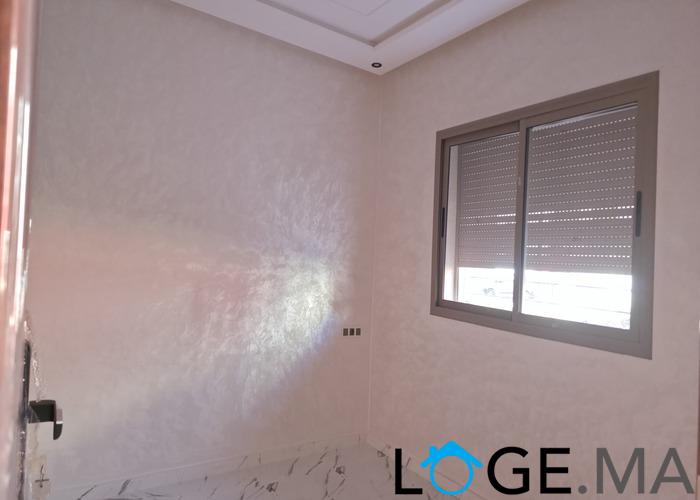 شقة سفلية للبيع قرب مرجان الجديدة  . 