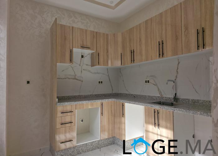 شقة سفلية للبيع قرب مرجان الجديدة  . 