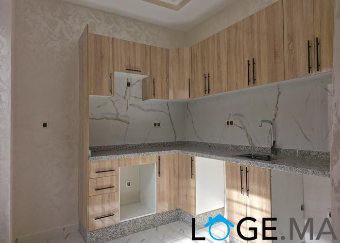 شقة سفلية للبيع قرب مرجان الجديدة  . 