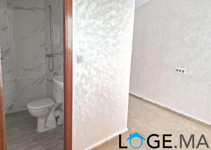 شقة سفلية للبيع قرب مرجان الجديدة  . 