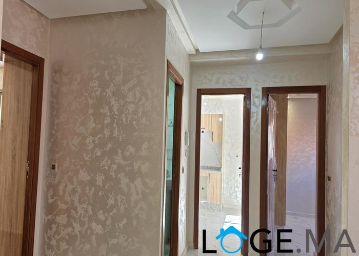 Appartement a vendre au 1er étage dans R+2 escalier privatif a el jadida.