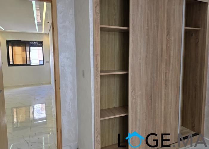 Appartement a vendre  dans R+4 au 3éme étage de 67 m2 a el jadida.