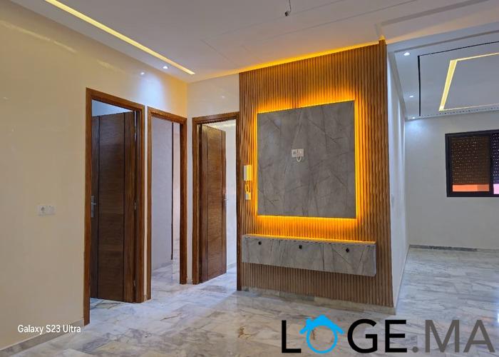 Appartement a vendre de 147 m2 au 2ème étage près albousstane a el jadida. 