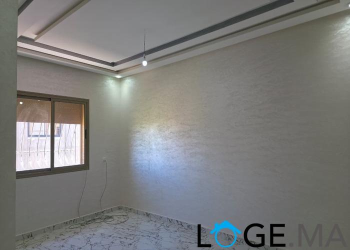 Appartement a vendre au 2ème étage escalier privatif a al bousstane el jadida.