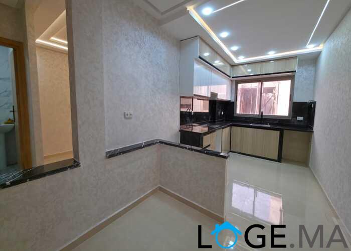 Appartement a vendre de 111m2 escalier privatif de deux façades a el jadida