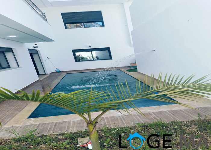Duplex avec piscine a vendre de 400 m2 a el jadida .