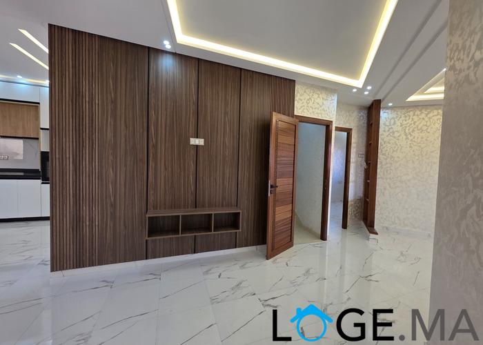 Appartement a vendre de 140 m2 escalier privatif a hay essalam el jadida.