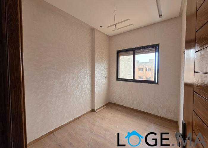 Appartement a vendre escalier privatif dans R +2 de deux façades, 120 m² habitable a el jadida.