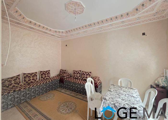 Appartement a vendre au 2ème étage dans une R +2 ,deuxième main a hay essalam près café Alasca 2 el jadida.