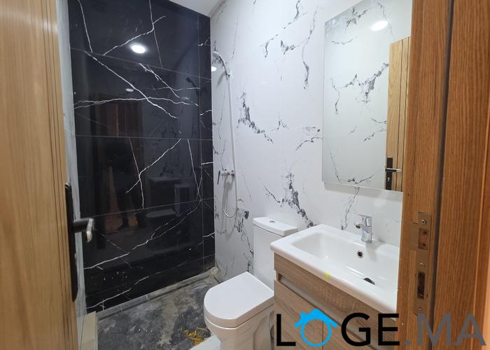 Appartement a vendre dans R+2 au 2ème étage, escalier privatif à Zaytouna hay essalam el jadida.
