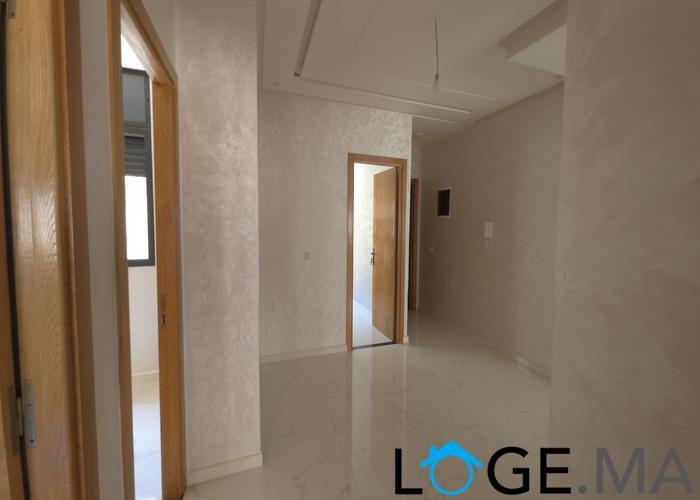 Appartement a malk chekh escalier privatif 