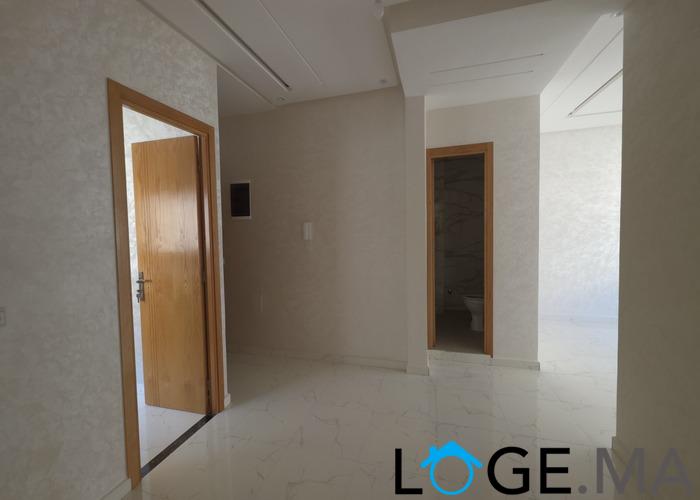 Appartement a malk chekh escalier privatif 
