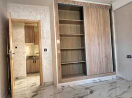 Appartement dans une R+2 de 120 m2 escalier privative au 2 ème étage a al bosstane El jadida