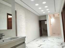 Appartement de 138 m2 escalier privative a hay essalm el jadida 