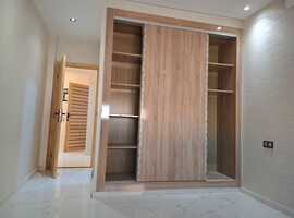 appartement de 103 m2 habitable avec escalier privative 2 façades dans R+2 a al bousstan el jadida.