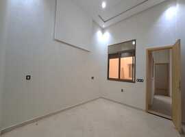 Appartement RDC de 151 m2 dans R+2 a Nrjiss el jadida.