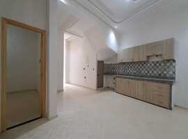 Appartement RDC de 151 m2 dans R+2 a Nrjiss el jadida.