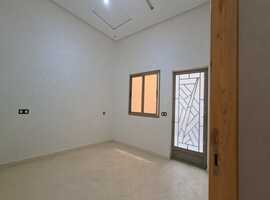 Appartement RDC de 151 m2 dans R+2 a Nrjiss el jadida.