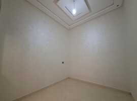 Appartement RDC de 151 m2 dans R+2 a Nrjiss el jadida.