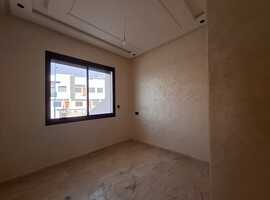 Duplex villa de 3 façades avec piscine a vendre a al bosstane El jadida.