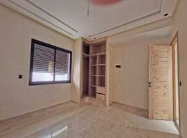 Duplex villa de 3 façades avec piscine a vendre a al bosstane El jadida.