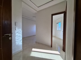 Appartement a vendre au 4 ème étage , centre hay salam el jadida