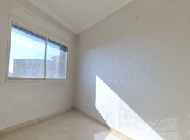 Appartement a vendre au 4 ème étage , centre hay salam el jadida