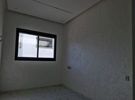 Niveau de villa de 3 façades à vendre près Marjane el jadida