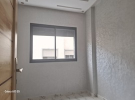 Appartement au 2 ème étage de 89 m2 dans R+2 près central laitière à el jadida 