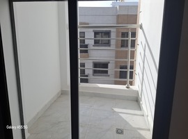 Des appartements au 5 eme étage avec ascenseur de 83 et 84 m2 près Akdital hay Al matar el jadida