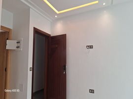 Des appartements au 5 eme étage avec ascenseur de 83 et 84 m2 près Akdital hay Al matar el jadida