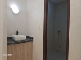 Appartement a vendre de 102 m2 dans R+2 au 1er étage à Hiba hay essalam el jadida.