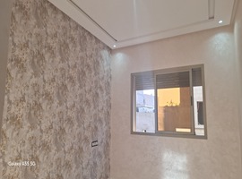 Appartement de 96 m2 au 1er étage dans R+2 à hay essalam el jadida .
