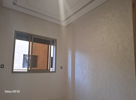 Appartement de 96 m2 au 1er étage dans R+2 à hay essalam el jadida .