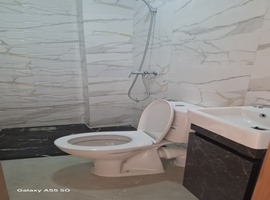 Appartement de façade opposé dans R+2 escalier privatif de 112 m2 près marjane el jadida. 