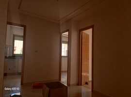 Appartementde de 2 façades de 111 m2 dans R+2 escalier privatif étage courants à hay essalam el jadida