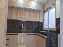 Appartement a vendre de 100 m2 escalier privatif étage courant près Marjane el jadida.