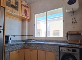 Appartement a vendre de deux façades dans R+4 au 4eme étage el jadida.