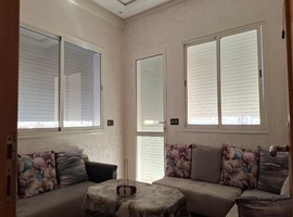 Appartement a vendre de deux façades dans R+4 au 4eme étage el jadida.