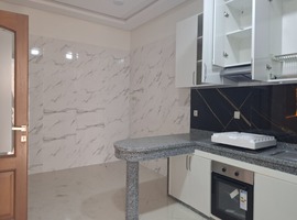 Appartement a vendre de 157 m2 dans R+2 escalier privatif près marjan el jadida.