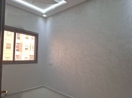 Appartement a vendre de 157 m2 dans R+2 escalier privatif près marjan el jadida.