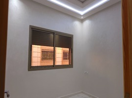 Appartement a vendre dans R +2 escalier privatif,a el jadida.