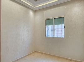 Appartement a vendre dans  R+2 au 1er étage ,deuxième main a hay essalam Hiba el jadida.