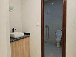 Appartement a vendre dans  R+2 au 1er étage ,deuxième main a hay essalam Hiba el jadida.