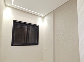 Appartement a vendre dans R+3 ,de 110 m2 avec ascenseur, a el jadida. 